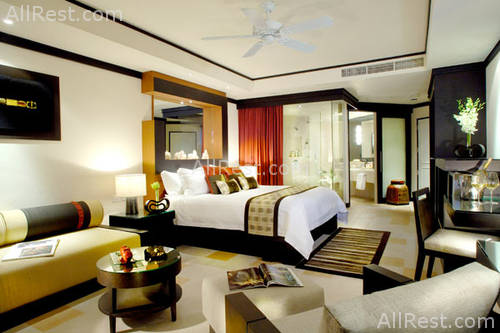 Sheraton Grande Laguna Hotel 7